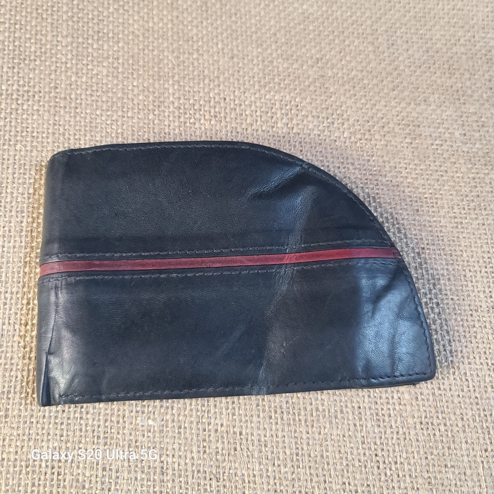 Rogue Black Leather Front Pocket  Wallet with Red Stripe
